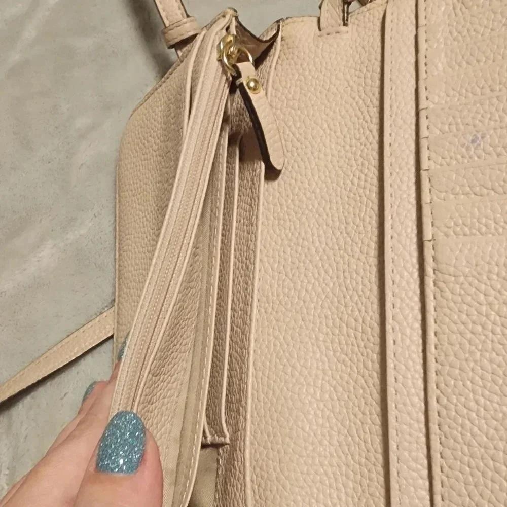 Michael Kors Soft Pink Leather Crossbody Purse